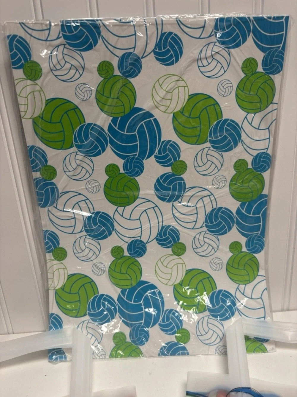 Y2K Volleyball Lot 2 Gift Bags 2 Mylar Balloons Scrapbooking Crafting Paper